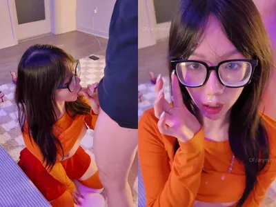 Aryminh mút cu như chưa từng được bú